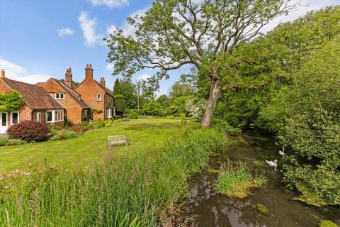 undefined, Greywell, Hampshire, RG29