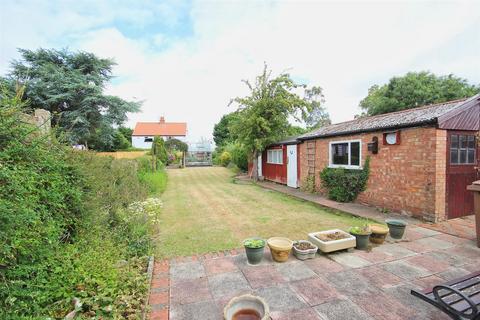 3 bedroom semi-detached bungalow for sale, Leas Lane, Seaton
