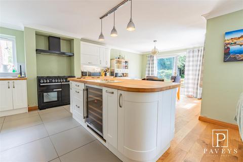 4 bedroom detached house for sale, Quay Lane, Kirby-Le-Soken, Frinton-On-Sea