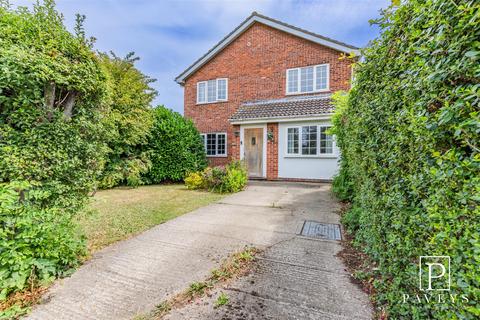 4 bedroom detached house for sale, Quay Lane, Kirby-Le-Soken, Frinton-On-Sea