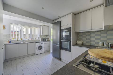 3 bedroom detached bungalow for sale, Sutton Park, Swindon SN26