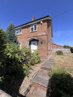3 bedroom semi-detached house to rent, Farm Close, Codsall WV8