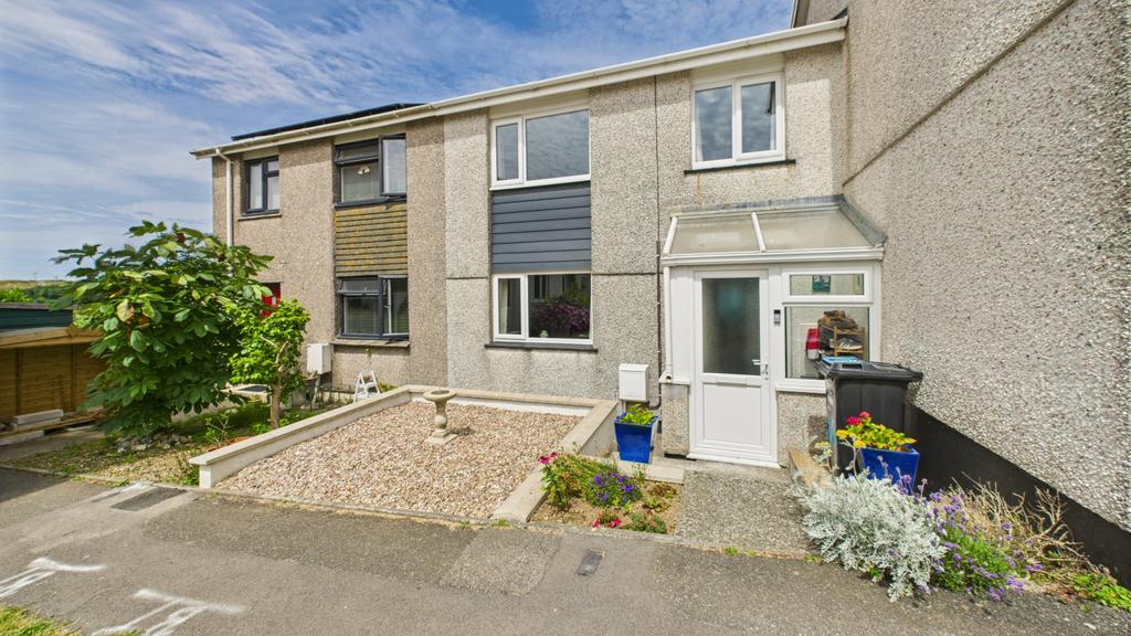 3 Bedroom Mid Terraced House for Sale