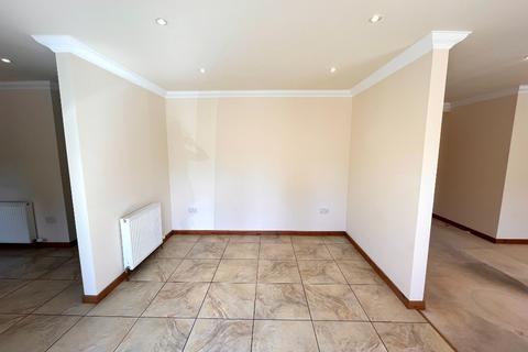 4 bedroom flat to rent, Culduthel Road, Inverness, IV2