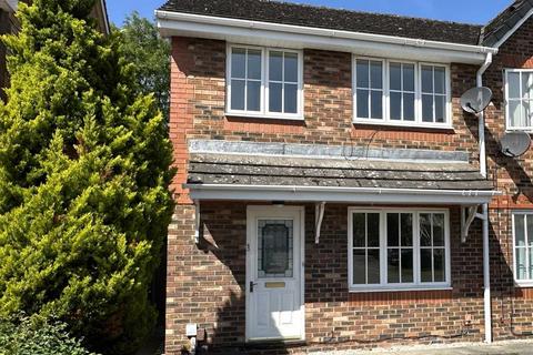 3 bedroom semi-detached house for sale, Scunthorpe DN15
