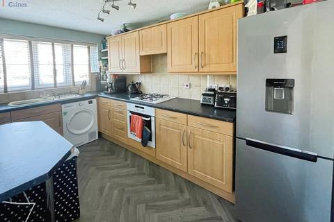 4 bedroom detached house for sale, Maes Dewi Pritchard, Brackla, Bridgend County. CF31 2ET