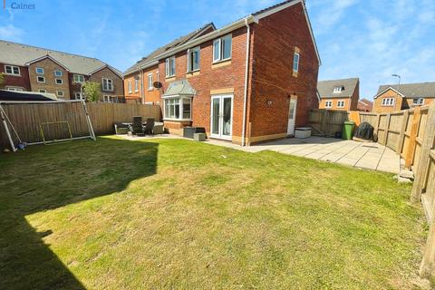 4 bedroom detached house for sale, Maes Dewi Pritchard, Brackla, Bridgend County. CF31 2ET