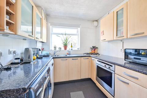 2 bedroom flat for sale, Southwark Park Road, Bermondsey, London, SE16