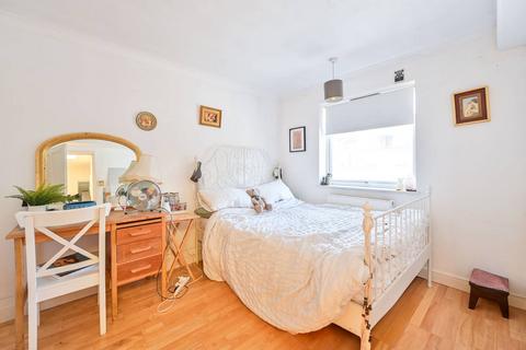 2 bedroom flat for sale, Southwark Park Road, Bermondsey, London, SE16