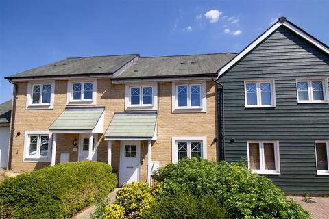 3 Allamand Close, Church Crookham, Fleet, GU52 8AR
