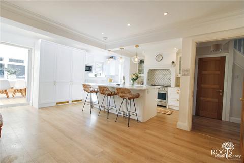 154 Bath Road, Thatcham, RG18 3HJ