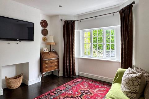 4 bedroom semi-detached house for sale, Westbourne Road, Penarth