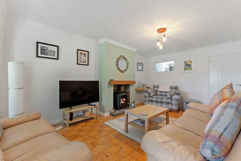 32 Browmere Drive, Croft, Warrington, WA3 7HR