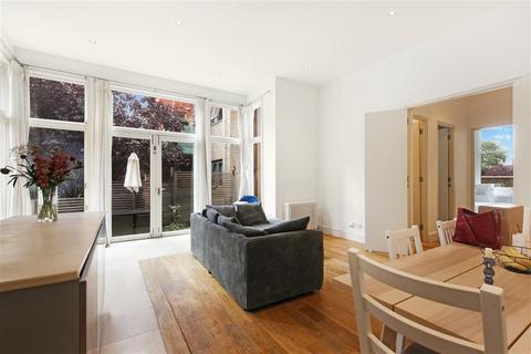 2 bedroom flat for sale, Putney Hill, SW15
