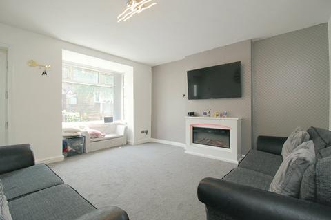 2 bedroom townhouse for sale, Delamere Street, West Bowling, Bradford, BD5