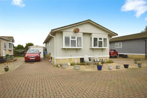 2 bedroom detached house for sale, Park End View, Allhallows ME3