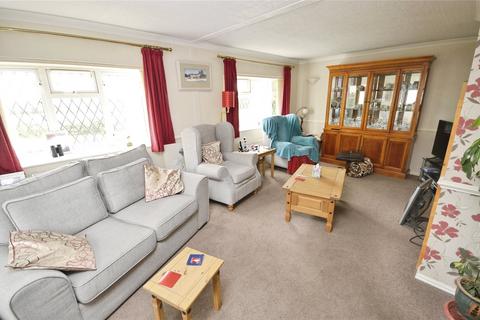 2 bedroom detached house for sale, Park End View, Allhallows ME3
