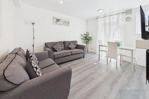3 bedroom semi-detached house for sale, Oakfield Road, Stoneygate, Leicester