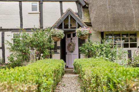 undefined, Pershore WR10