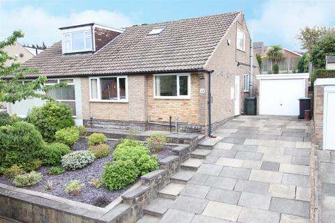3 bedroom semi-detached bungalow to rent, Brisbane Avenue, Poplars Park, Bradford