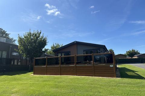 4 bedroom lodge for sale, Plas Coch Holiday Park, Llanfairpwll, Anglesey, LL61