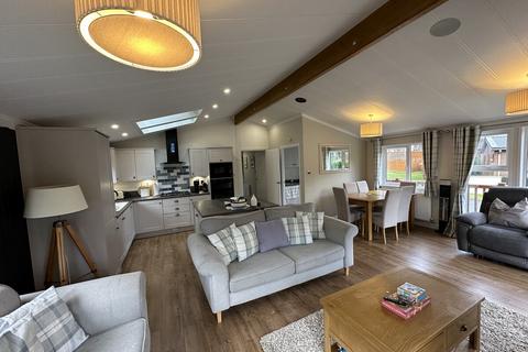 4 bedroom lodge for sale, Plas Coch Holiday Park, Llanfairpwll, Anglesey, LL61