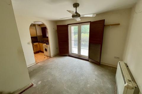 1 bedroom ground floor flat for sale, 7 New Quay Court, Old Maltings Approach, Melton, Woodbridge, Suffolk IP12 1AN