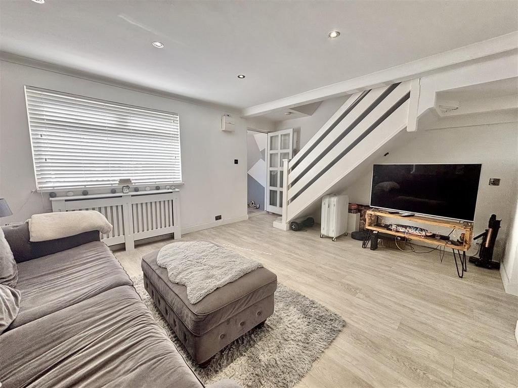 Lounge / Dining Room