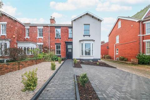 7 Arnside Road, Southport, PR9 0QX