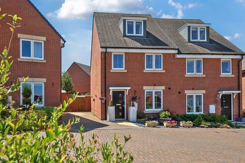 3 bedroom semi-detached house for sale, Merino Road, Andover, SP11 6SP