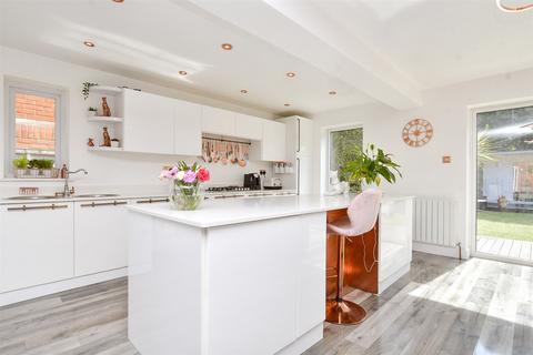 4 bedroom detached house for sale, Rickman Hill, Coulsdon, Surrey