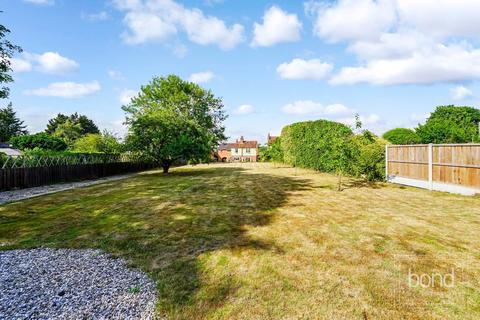 5 bedroom detached house for sale, Main Road, Chelmsford CM3