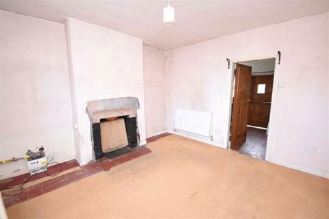 8 Poplar Weint, Neston, CH64 3RR