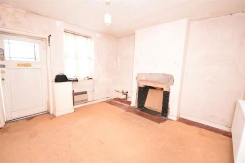 8 Poplar Weint, Neston, CH64 3RR