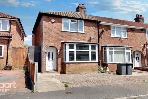 3 bedroom end of terrace house for sale, Hazelwood Close, Luton