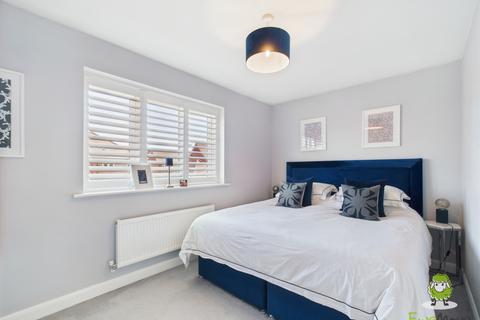 21 Church Acre, Oakley, Basingstoke, RG23 7GH