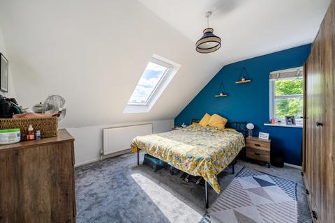 2 bedroom flat for sale, Pinkerton Place, Streatham, London, SW16