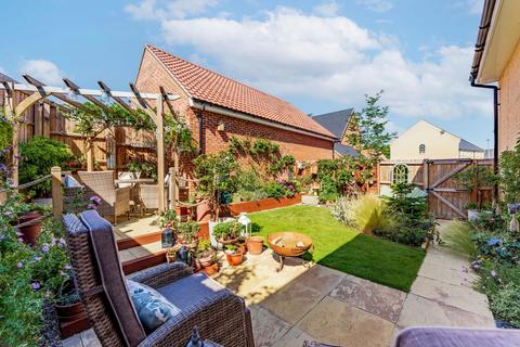 2 bedroom coach house for sale, Quarry Avenue, Ipswich IP6