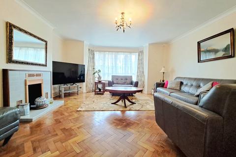 Kings Drive, Wembley HA9