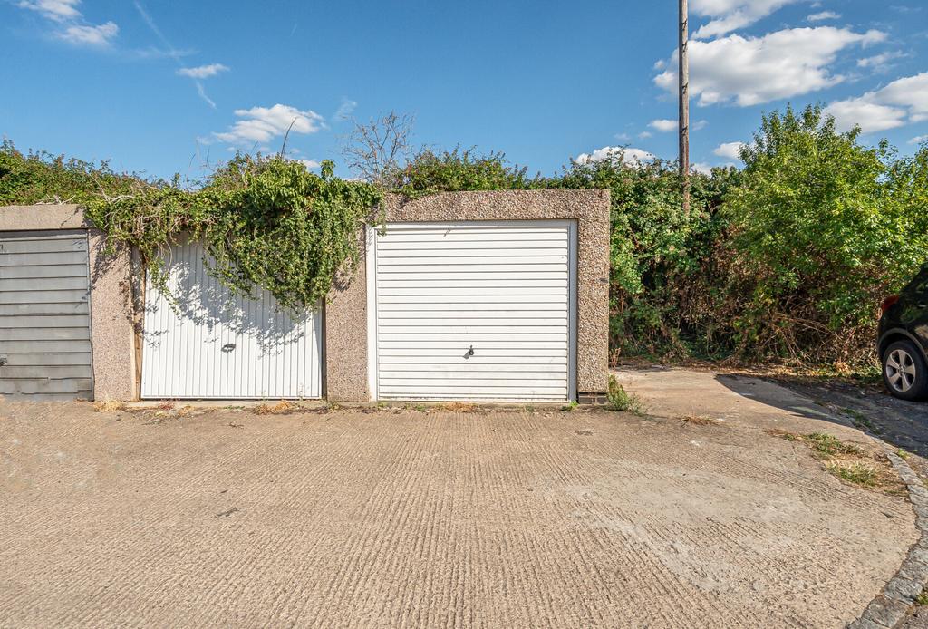 1325527-20-686feb...