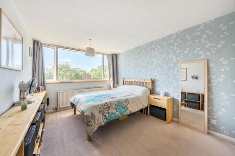 3 bedroom end of terrace house for sale, Pearwood Way, Gloucester GL4