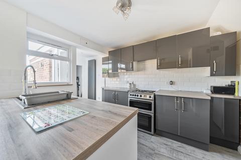 3 bedroom end of terrace house for sale, Pearwood Way, Gloucester GL4
