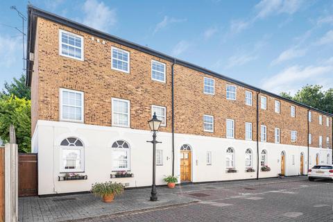 1 bedroom apartment to rent, Copenhagen Gardens, London, W4
