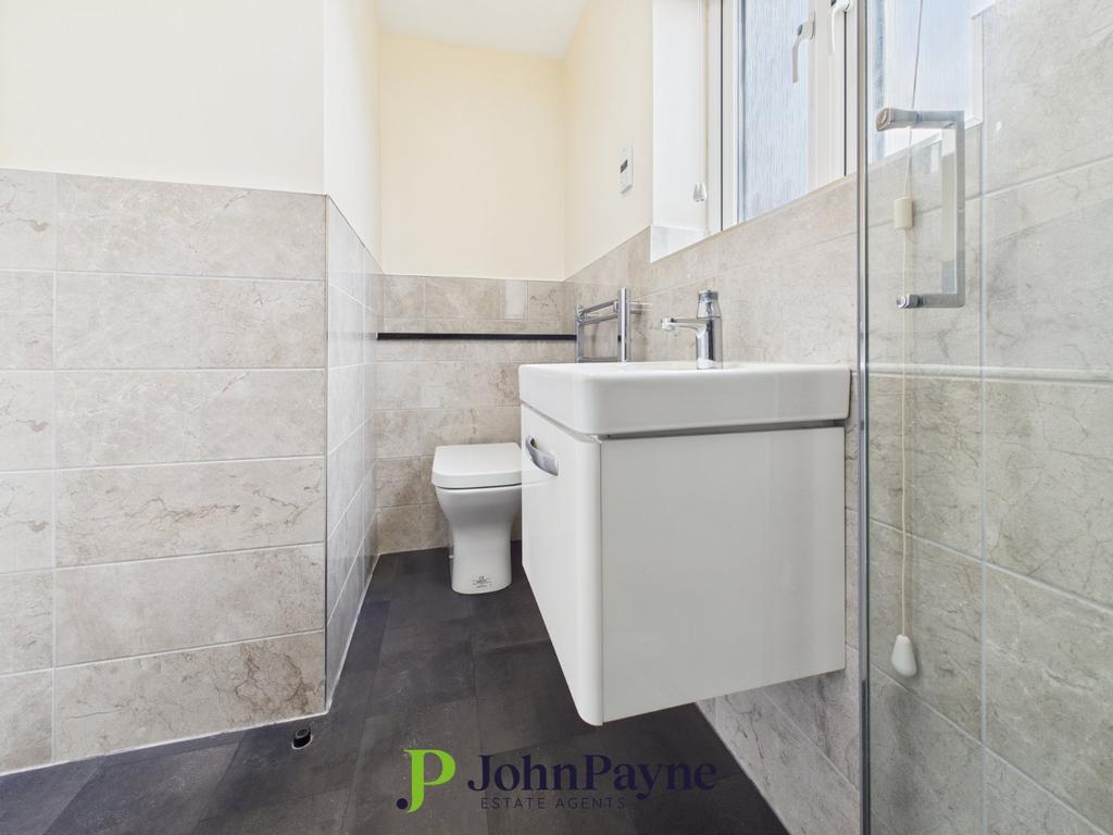 Modern Ensuite