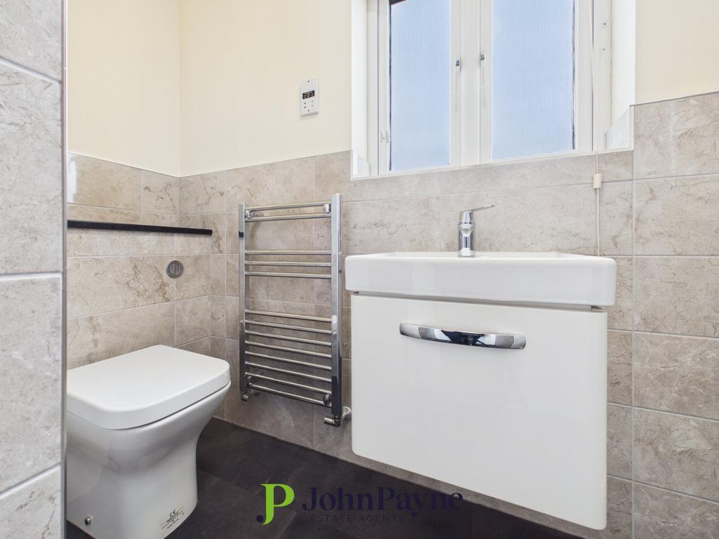 Modern Ensuite