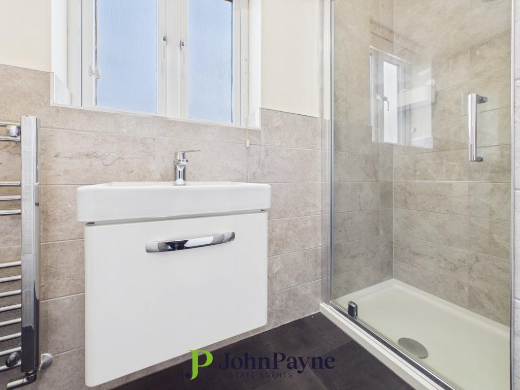 Modern Ensuite