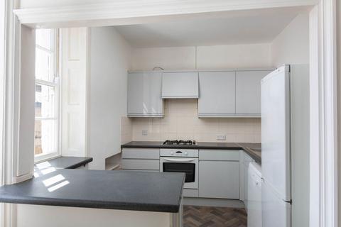 2 bedroom apartment to rent, Church Street