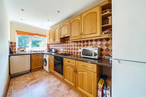 4 bedroom semi-detached house for sale, Elmstead Avenue, WEMBLEY