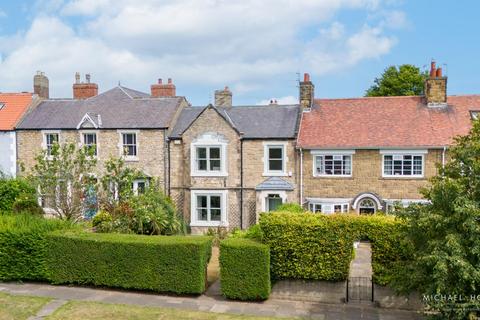 3 bedroom terraced house for sale, Front Street, Whitburn, Sunderland