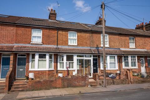 3 bedroom terraced house for sale, Warwick Road, Hertfordshire AL1